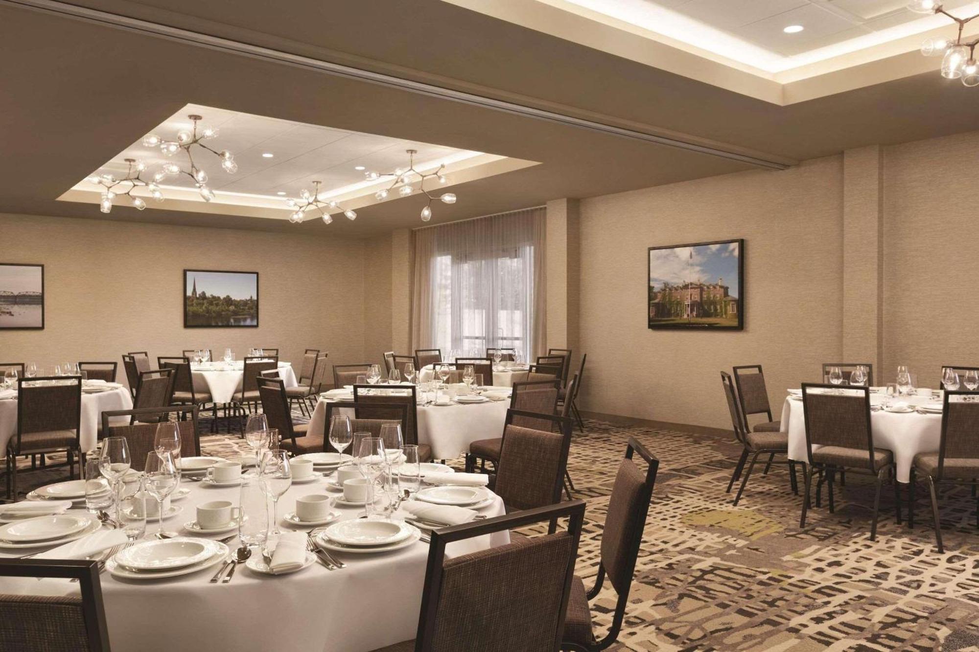 Radisson Kingswood Hotel & Suites, Fredericton Kültér fotó